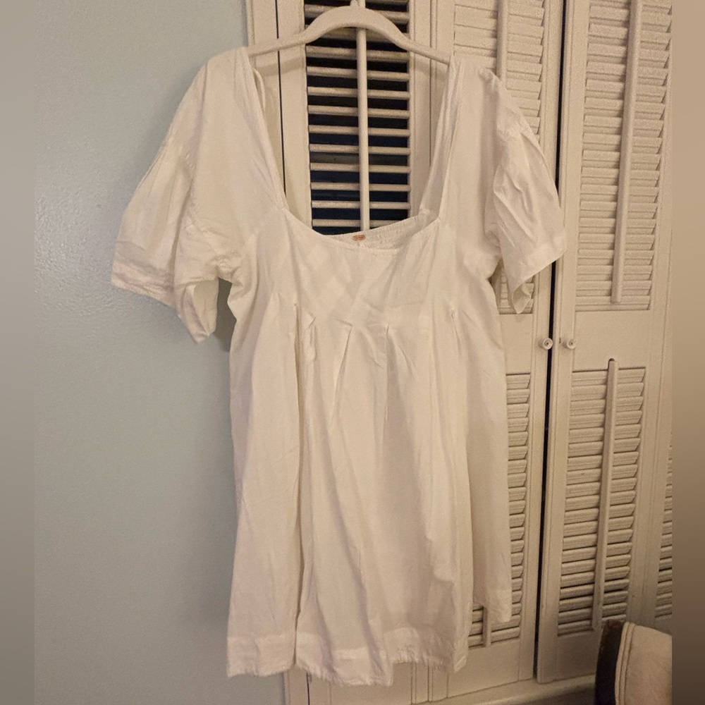Free People White Smocked Dress, SZ M - Picture 2 of 4